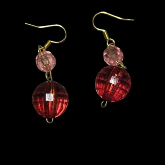Reclaimed Handmade vintage red Btm lucite dangle Hook earrings. 20 - Picture 1 of 1